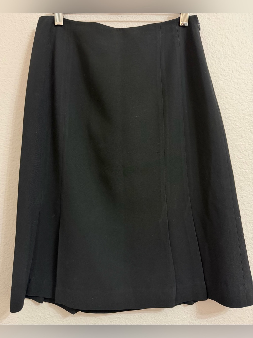 Ann Taylor A-Line Classic Knee Length Skirt